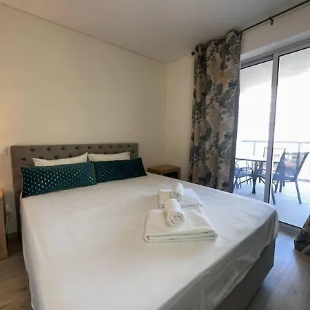Elite 7e - Vistas Mar Na Da Rocha Lägenhet Portimão
